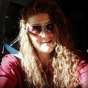 Meet your Posher, Atheena